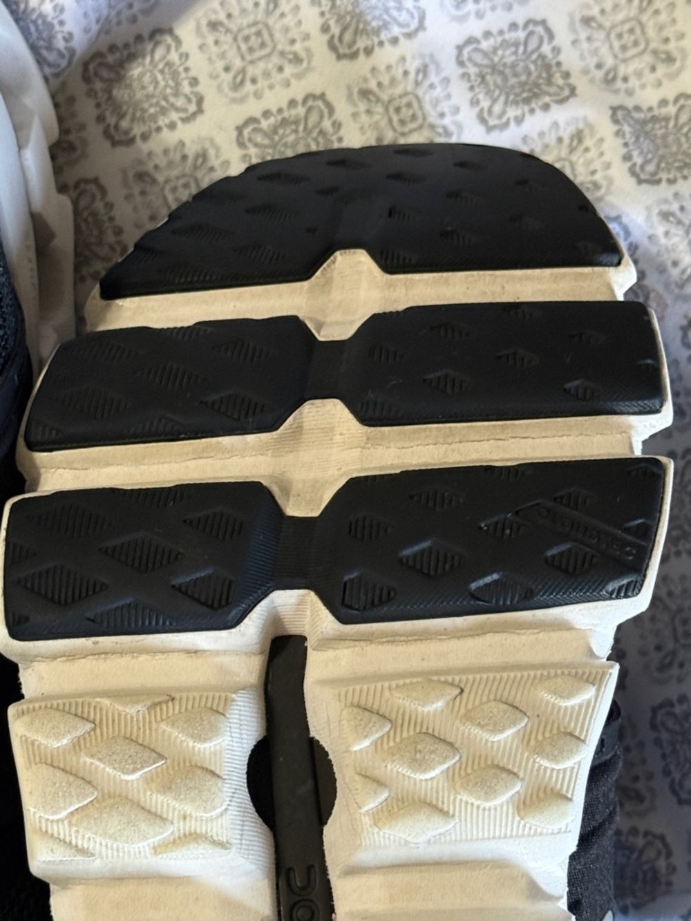 On Running Women's Black and White Cloudswift Athletic Shoes women size 10 - Picture 6 of 8